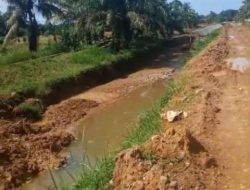 PROYEK IRIGASI BWS DESA LUBUK SANAI II BP 8 MUKOMUKO DIDUGA TIDAK SESUAI JUKNIS