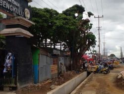 Di Duga maraknya Proyek Siluman Bangun Drainase Pasar Panorama Di Pertanyakan.